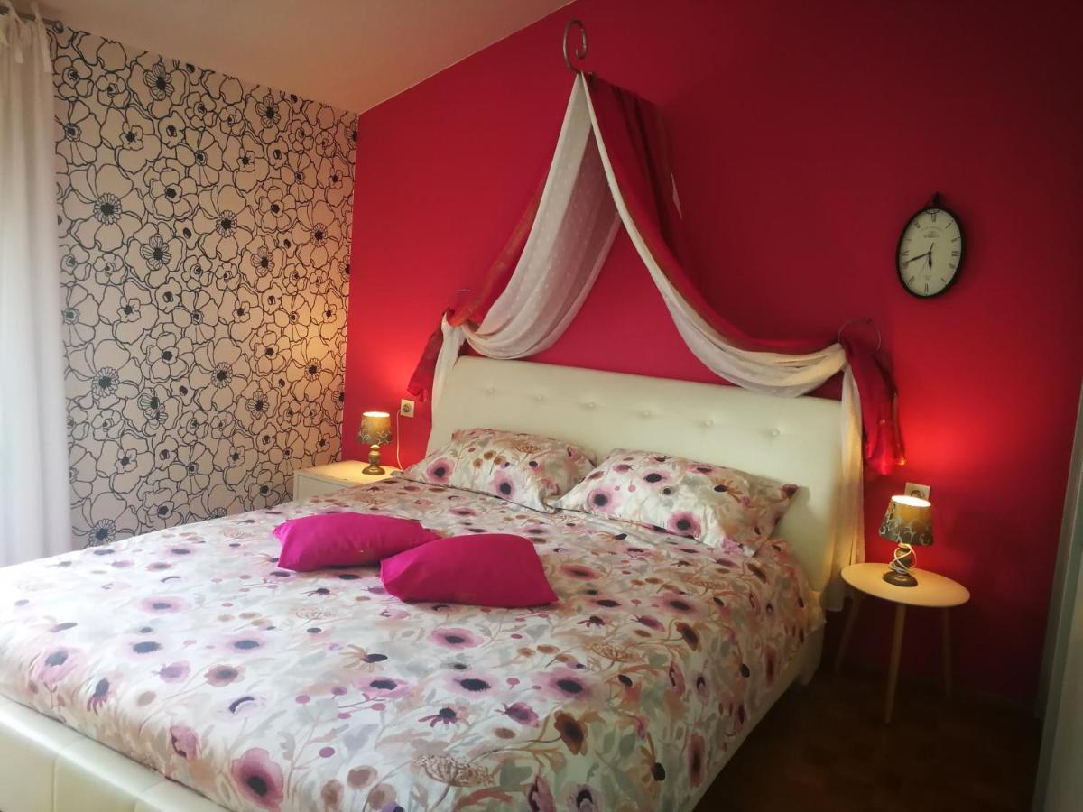 Millenca Apartment Ізола Екстер'єр фото