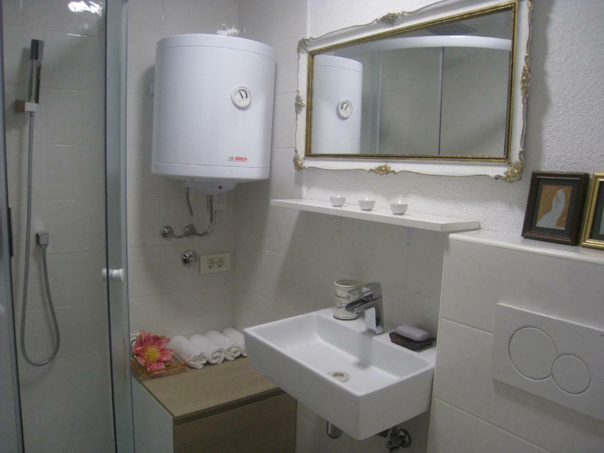 Millenca Apartment Ізола Екстер'єр фото